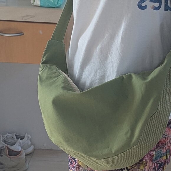 HOMEMADE CROSSBODY BAG-SAGE GREEN/PATTERNED INTERIOR-UNUSED - Picture 8 of 8